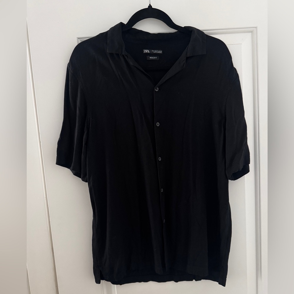 Zara Men’s Black Short-Sleeve Camp Collar Button-Down Shirt